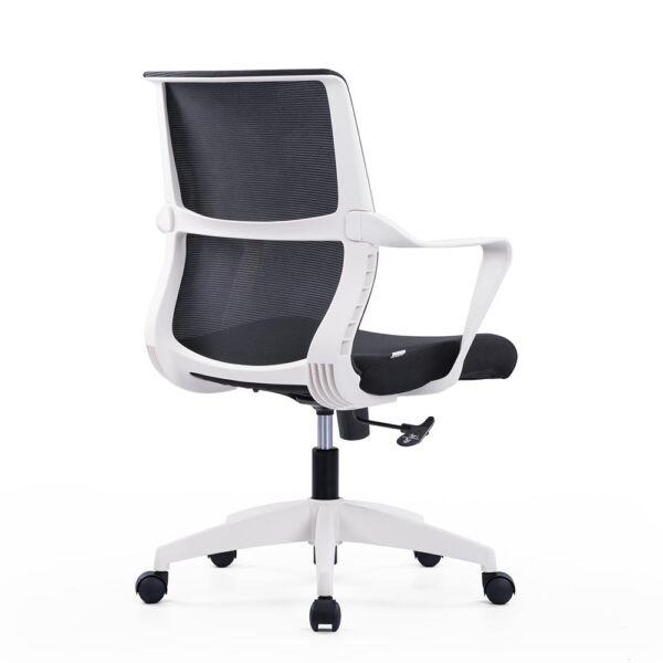 Cadeira Office Husky Sit 100 Black, Cilindro de Gás Classe 3, Base em PP, Roda em Nylon - HTCD000